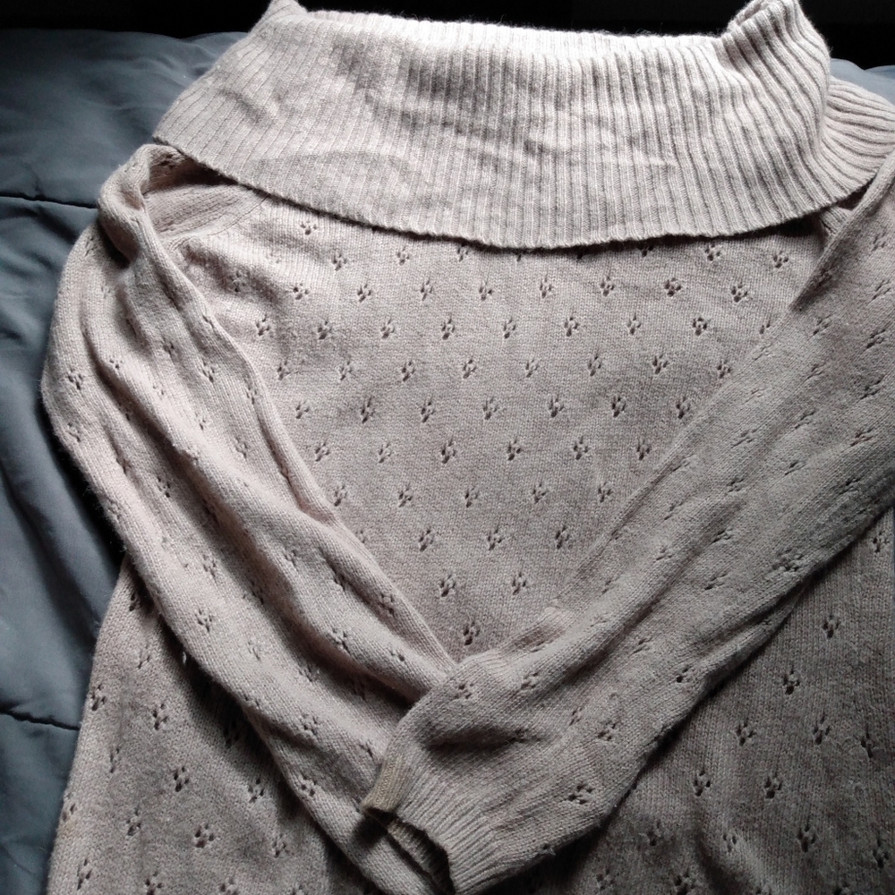 New York and Company sweater